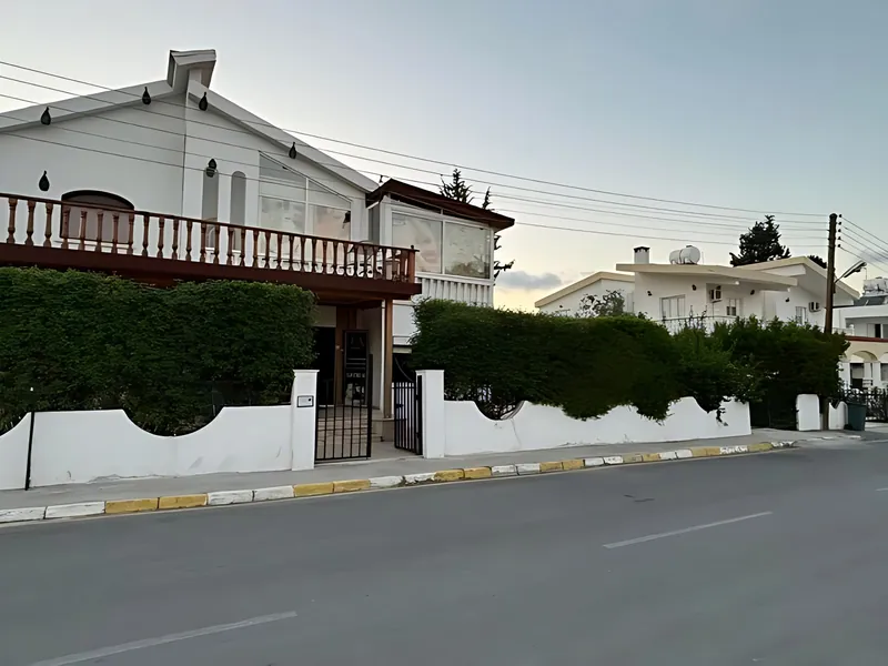 Commercial license villa for sale in Girne Karaoğlan, Karaoğlanoğlu, Kyrenia