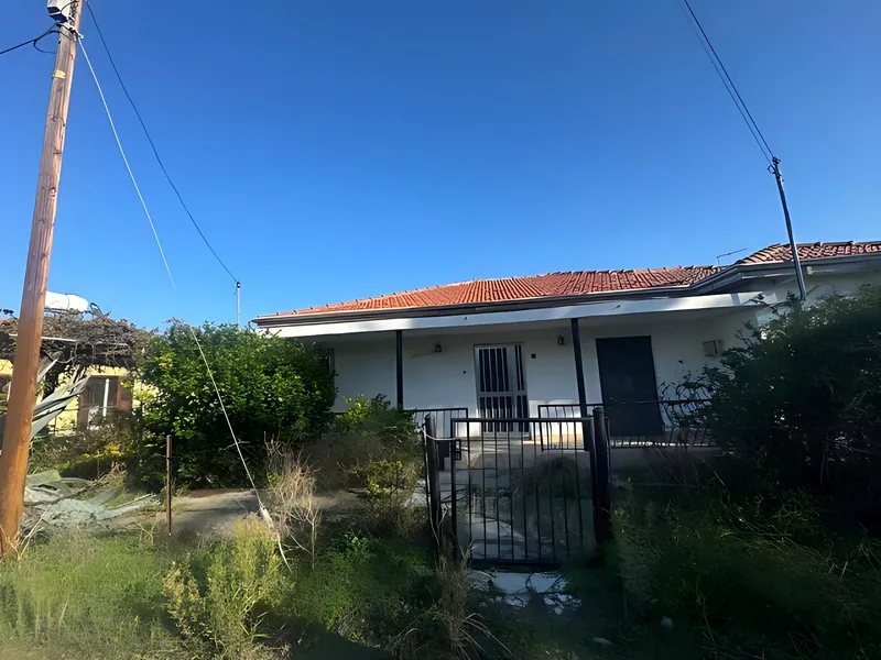 Detached House for Sale in Girne Edremit, Edremit, Kyrenia